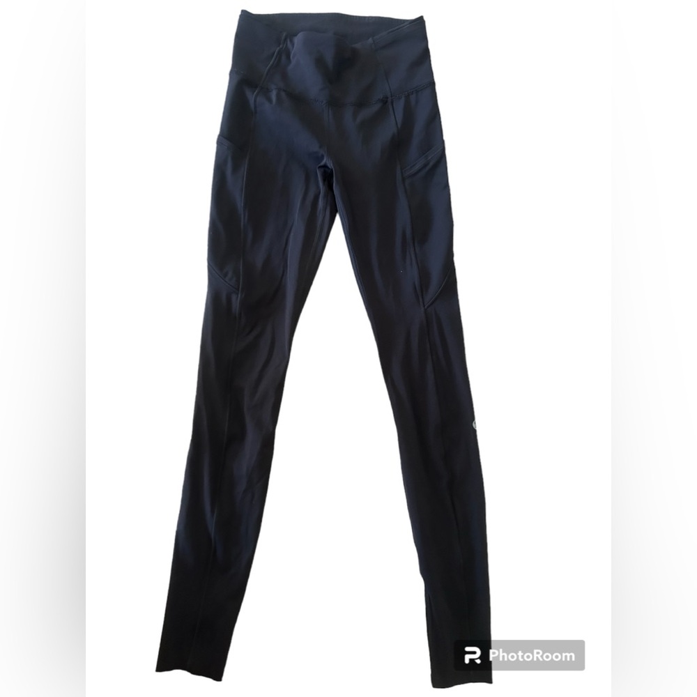 Lululemon black Align hi-rise leggings, size 4